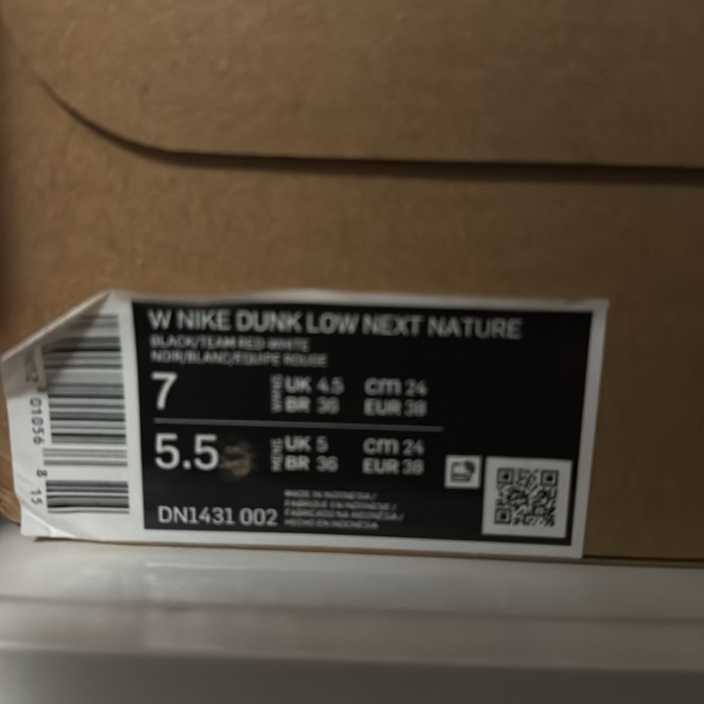 Women’s Nike Dunk Low Next Nature Team Red Black - Picture 9 of 9